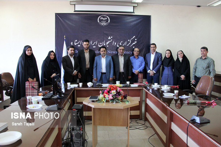 بازدیدمدیرکل ثبت احوال استان کرمان به مناسبت روز خبرنگار از خبرگزاری ایسنا بازدیدمدیرکل ثبت احوال استان کرمان به مناسبت روز خبرنگار از خبرگزاری ایسنا