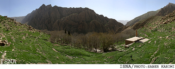 سرپرست فرمانداری دالاهو:
طبیعت بی نظیر دالاهو، پذیرای میهمانان نوروزی است