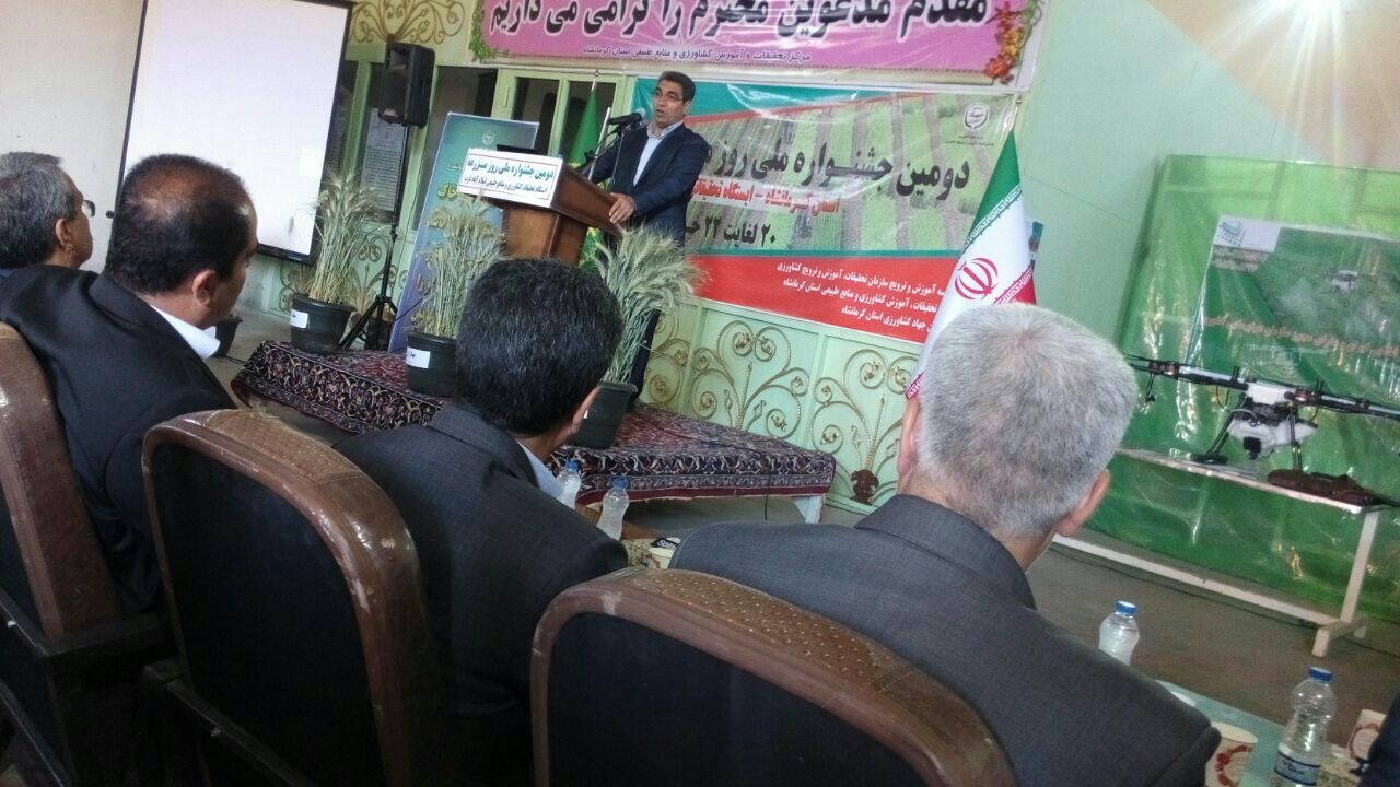 در حوزه آبی کردن اراضی زراعی استان خیلی کار نکرده ایم/ کشاورزی استان باید اقتصادی شود