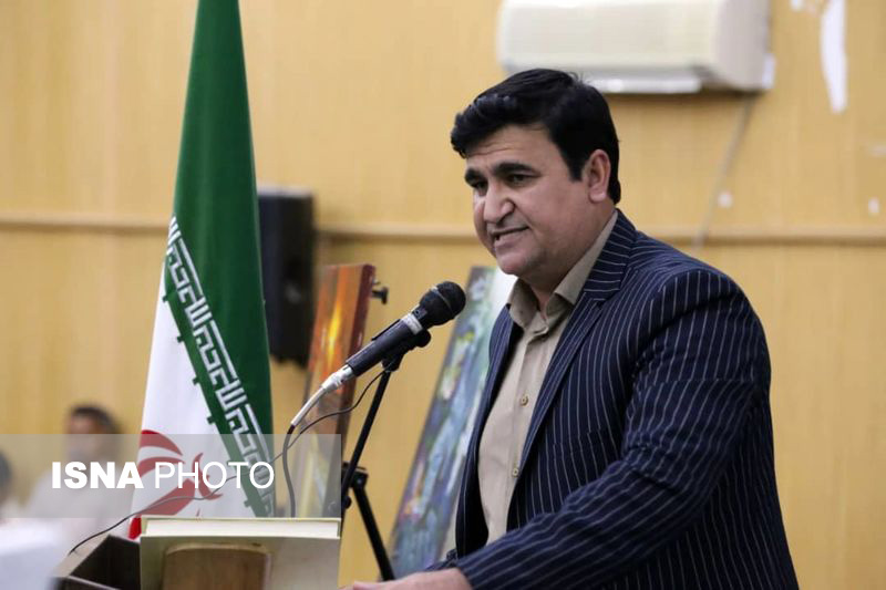 فرودگاه میناب در حال ساخت است/برداشت های غیر اصولی، دشت های میناب را به فروچاله ها تبدیل کرد