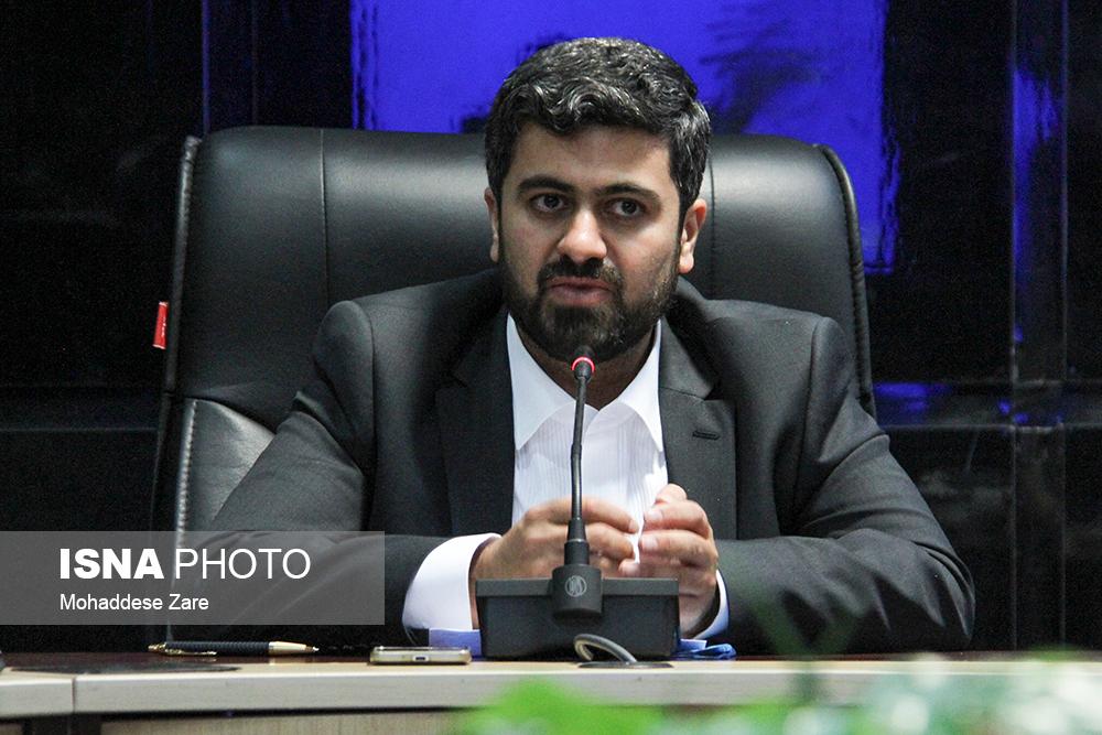 اشعار مرحوم سبزواری، به‌نوعی آسیب‌شناسی اجتماعی است