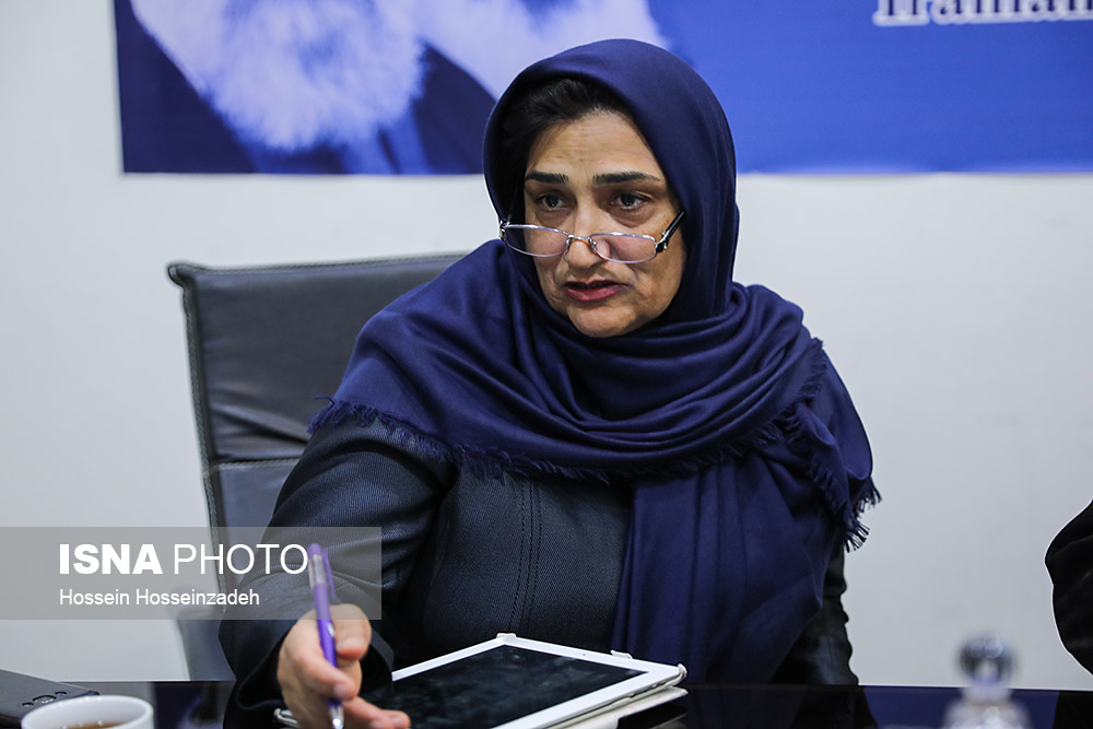 یک حقوق‌دان: 
نمی‌شود به قیمت نان، کودک ۱۳ ساله را  دادوستد کرد