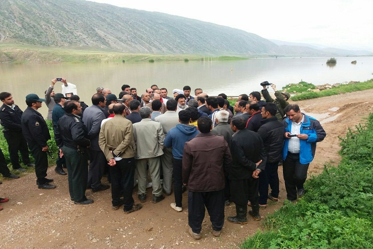 زمینه اسکان موقت اهالی روستای سیل‌زده رودبار فراهم شود