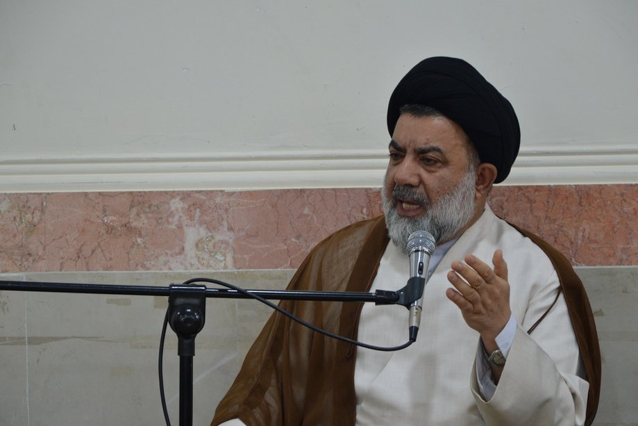 نگذاریم 15 خرداد فراموش شود/امام خمینی (ره) برجسته‌ترین شخصیت جهان