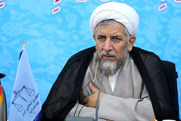 بسیاری از قوانین اقتصادی باقی‌مانده از دوران طاغوت است
