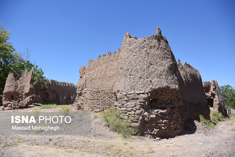 چاپارخانه ارمیان مرمت شد
