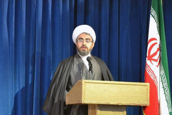 افزایش 3 بربری درآمد امامزادگان و بقاع سمنان/معارفه مدیرکل جدید اوقاف استان سمنان