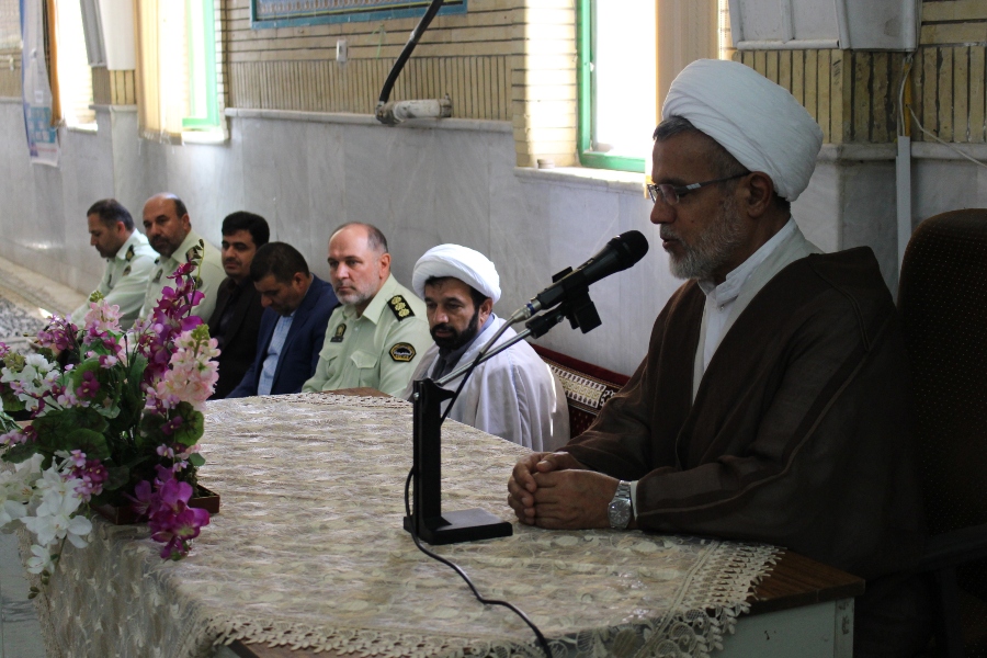 پلیس خط مقدم حفظ حق الناس است