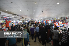 از گلایه به سالن نمایشگاه و گرمای طاقت فرسا تا رضایت از قیمت لوازم التحریر