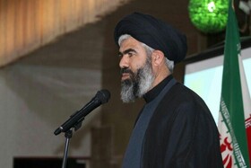 دین خود را برای دنیای دیگران نفروشید