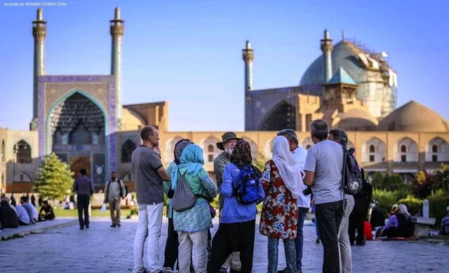 بهار ۹۹ فقط ۷۴ گردشگر خارجی به ایران سفر کردند

