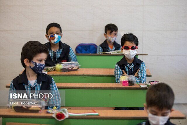 آغاز تزریق واکسن کرونا به دانش‌آموزان البرزی

