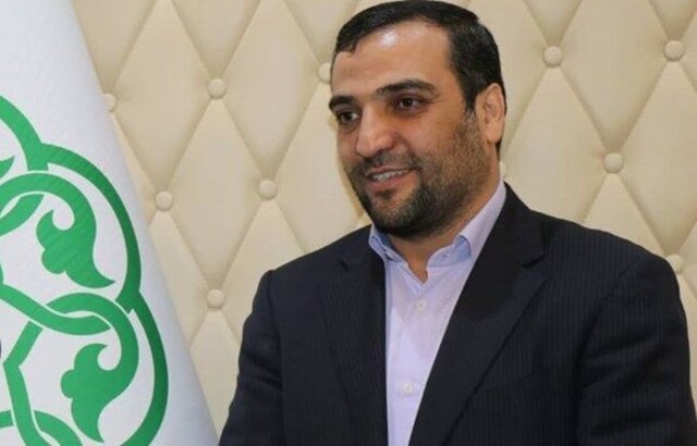 شهردار کرج: دست یاری به سمت مسئولان دراز می‌کنم

