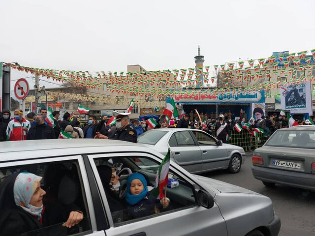 راهپیمایی دهه فجر در البرز به صورت خودرویی برگزار شد