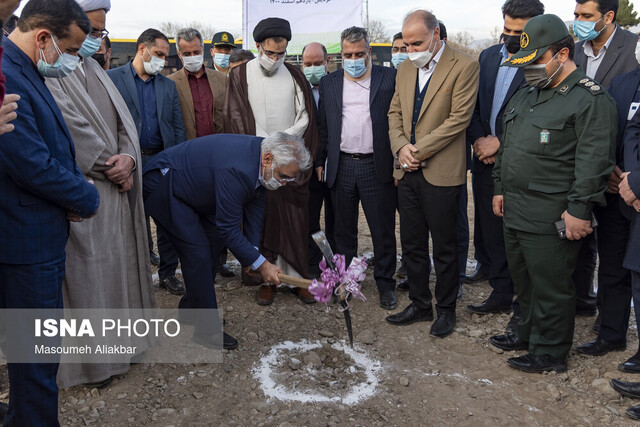 دانشگاه باید در جهت کاهش آسیب‌های اجتماعی حرکت کند