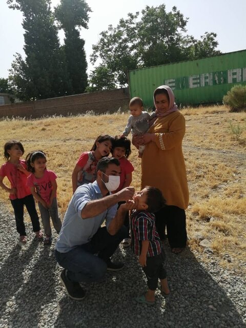 ۲۱ هزار کودک افغانستانی و پاکستانی در البرز واکسن فلج اطفال دریافت کردند