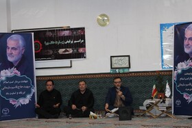 سردار سلیمانی قهرمان ملی مردم ایران است