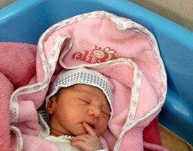 تولد نوزاد دختر در بخش کرونای بیمارستان امام خمینی (ره) اردبیل