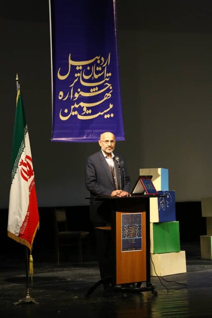 هنرمندان پیام محبت و کرامت را ترویج کنند