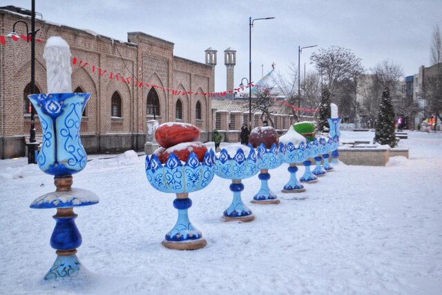 نمایی از بقعه شیخ صفی اردبیل زیبا و برفی