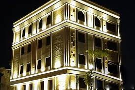 تأثیر نامطلوب نورپردازی در نمای ساختمان