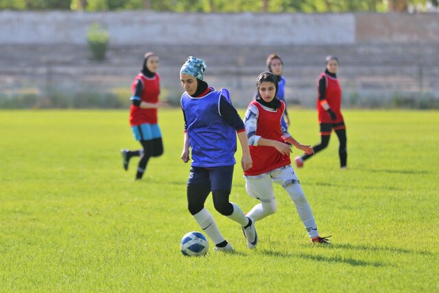 استعدادیابی فوتبال دختران در اردبیل با حضور سرمربی تیم ملی فوتبال بانوان