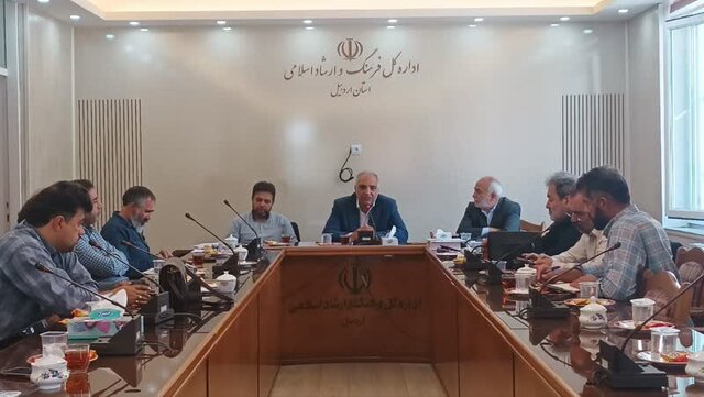 تشکیل و تقویت انجمن های هنری زمینه ساز رشد و شکوفایی هنر در اردبیل است تشکیل و تقویت انجمن های هنری زمینه ساز رشد و شکوفایی هنر در اردبیل است