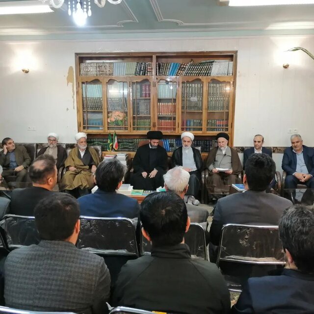 انسانهای بزرگ در تاریخ پیگیر استحقاق حق بودند انسانهای بزرگ در تاریخ پیگیر استحقاق حق بودند