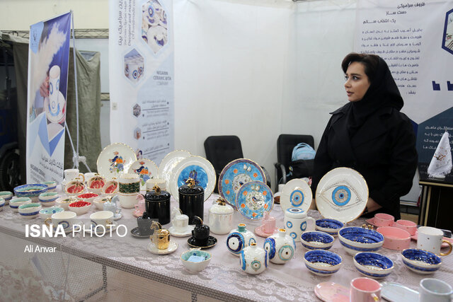 عکس تزئینی ست افتتاح نمایشگاه و جشنواره دانشجویی مهارت در سمنان