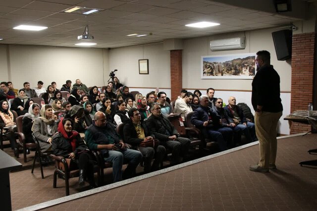 کارگاه انتقال تجربه عکاسی در جهان معاصر در اردبیل برگزار شد