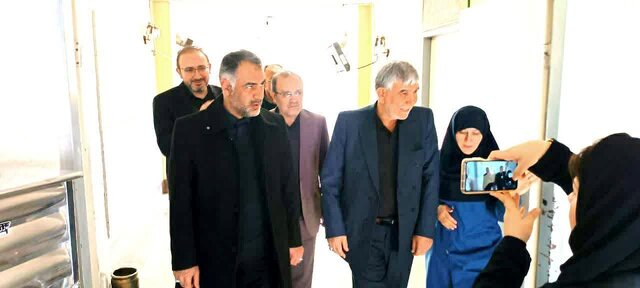 حفظ کرامت و شأن سالمندان بسیار حائز اهمیت است حفظ کرامت و شأن سالمندان بسیار حائز اهمیت است