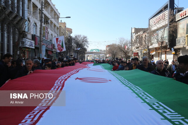 استاد حوزه و دانشگاه:انقلاب اسلامی ایران تأثیرات عمیقی بر تاریخ و فرهنگ ایران گذاشت