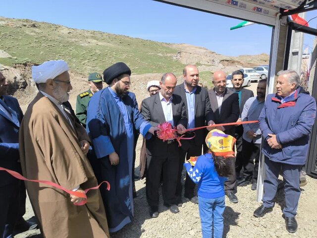 کلید ۴ واحد مسکن محرومان به متقاضیان واجد شرایط خلخال تحویل داده شد کلید ۴ واحد مسکن محرومان به متقاضیان واجد شرایط خلخال تحویل داده شد