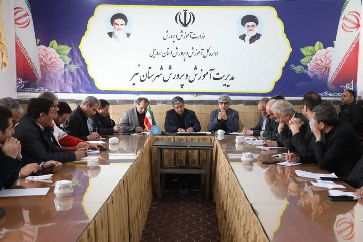 بیش از ۴ برابر جمعیت نیر،مسافر وارد شهرستان شده است/ ثبات قیمت‌ها اولویت‌ اصلی دولت