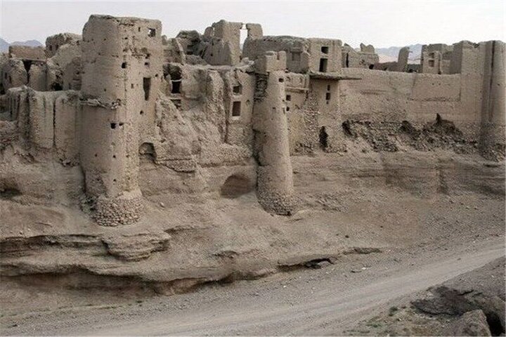 جلوگیری از تعرض به حریم قلعه تاریخی اولتان در پارسآباد