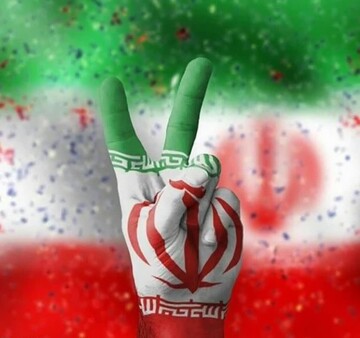تاکید مسئولان بر نقش هنر در تبیین اقتدار ملی/شاعران، زبان گویای مقاومت و  صلابت ایران
