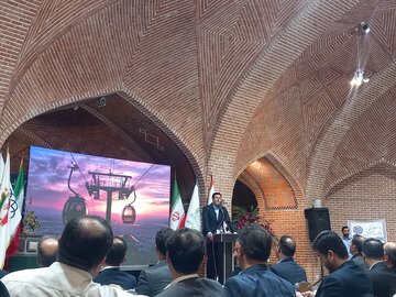 امضای تفاهم‌نامه خواهرخواندگی اردبیل و لاهیجان