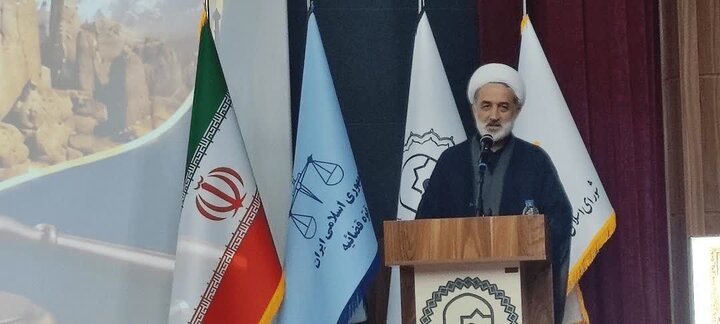 رئیس کل دادگستری اردبیل:برنامه‌محوری، رمز ارتقای عملکرد دستگاه قضایی است