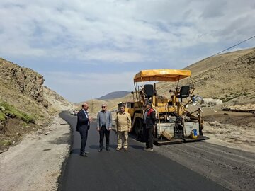 فرماندار خبرداد: آغاز آسفالت مسیر گردشگری قوتورسویی مشگین‌شهر پس از ۲۴ سال