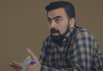 انتقاد یک شاعر از وضعیت محافل ادبی و کم‌رنگ بودن نقد سازنده در این نشست‌ها