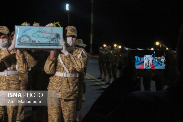 پیکر ۵ شهید گمنام وارد بیرجند شد