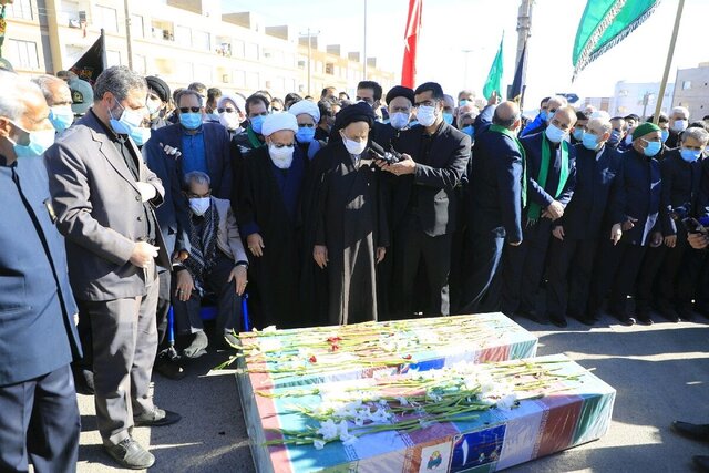 پیکر ۵ شهید گمنام در خراسان جنوبی خاکسپاری شد