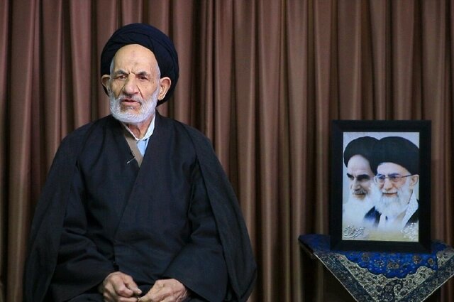 پنجم آذر آغاز حرکت شایستگان و کربلای پیروز است پنجم آذر آغاز حرکت شایستگان و کربلای پیروز است