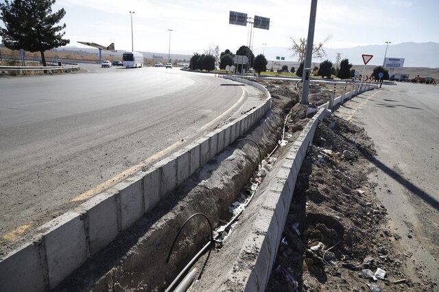 ساماندهی ورودی اصلی بیرجند در حال انجام است ساماندهی ورودی اصلی بیرجند در حال انجام است