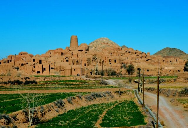 آشنایی با نشانهای تاریخی این شهر که اکنون ثبت ملی شده