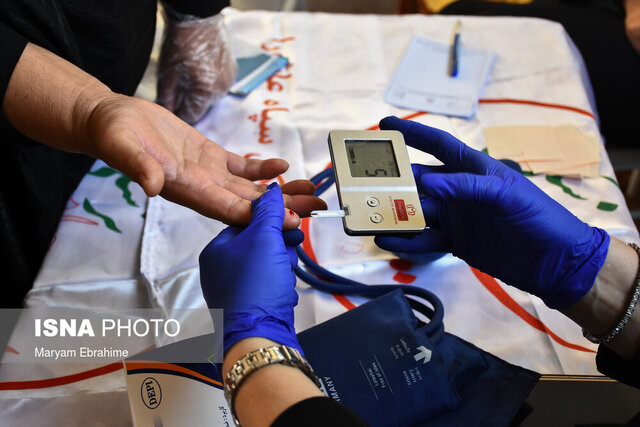 ۲۵ پزشک جهادگر در طبس ۱۴۷۰ نفر را ویزیت کردند ۲۵ پزشک جهادگر در طبس ۱۴۷۰ نفر را ویزیت کردند