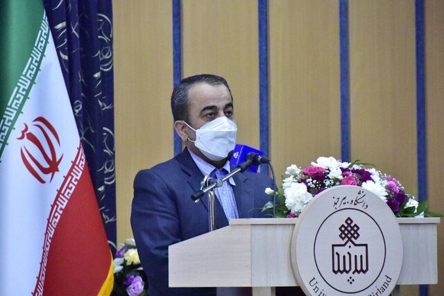 دانشگاه برای رفع مشکلات خراسان جنوبی برنامه داشته باشد