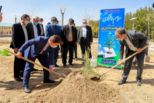 عملیات اجرایی ساخت خوابگاه متأهلین در دانشگاه بیرجند آغاز شد