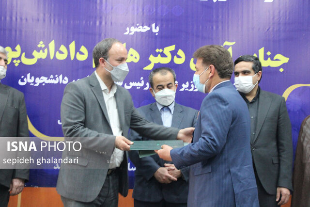 تکریم و معارفه رئیس دانشگاه بیرجند تکریم و معارفه رئیس دانشگاه بیرجند