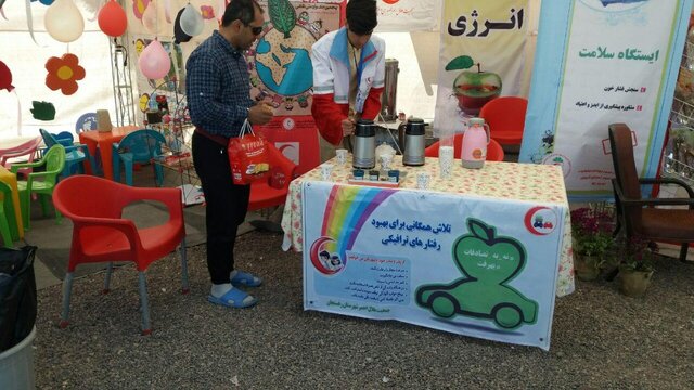 خدمات دهی هلال احمر خراسان جنوبی به ۳۳ هزار مسافر نوروزی